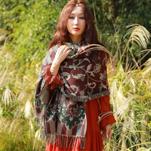 Ethischer Fransen Schal Tuch, vintage Blumenmuster Design, warme Winter Outdoor Reisekleidung.