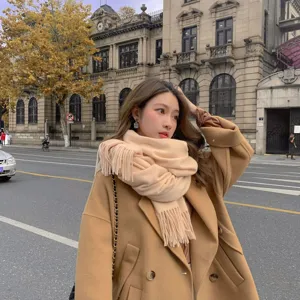 Einfarbiger Kaschmir-Gefühl Quasten Schal langer warmer Winterschal für Damen Streetstyle Detail
