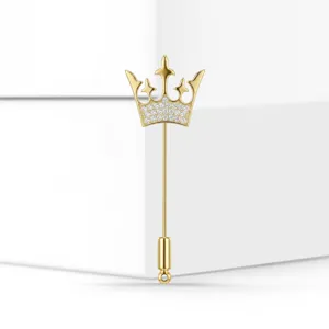 Spilla lunga con corona placcata oro dettaglio, elegante accessorio di moda gioiello donna.