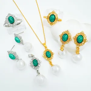 Vintage Palast Stil gruen Tuerkis Perle Schmuck Set Halskette Ring Ohrringe elegant neu