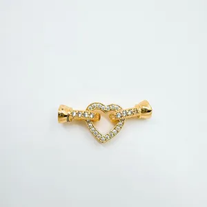 Fermoir de collier en forme de cœur doré accessoire de bijou DIY avec strass pour créations.