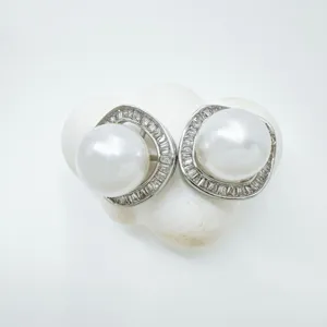 Elegant pearl geometric paved zircon earrings accessory chic stylish fashion jewelry