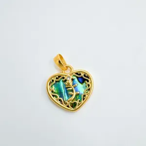 Pendentif cœur minimaliste en coquillage naturel, accessoire de collier DIY de style européen.
