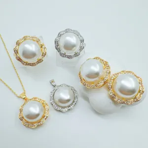 Mode Kupfer Strass Spitzenkante Blume Anhänger Fassung Basis Koreanischer Stil Rund Strass DIY Charms Für Perlenohrringe Ringe Basteln Damen Schmuck