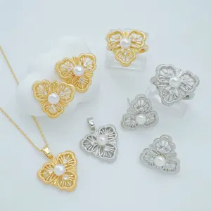 Französischer Retro Kupfer Blume Anhänger Halskette Ohrringe Ring Set Für Damen Vintage Elegant Strass Perle Schmuck