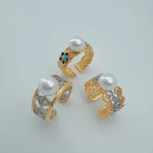 Luxury Copper Freshwater Pearl Adjustable Open Ring For Women Vintage Geometric Flower Rhinestone Electroplated Hand Jewelry Accessory