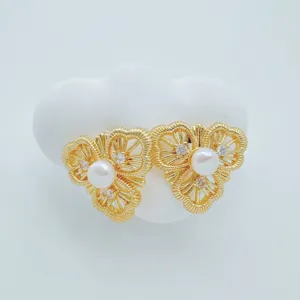 Französische Retro Blumen Ohrringe mit Perlen und Kristallen, eleganter Schmuck für Frauen