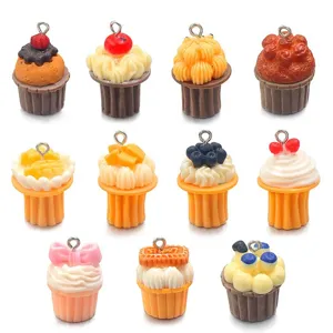 11 Styles Miniature Gâteau Résine Breloques DIY Mignon Dessert Pendentifs pour Collier Bagage