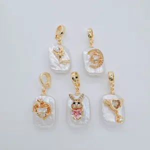 Barock Süßwasserperle Anhänger Detailaufnahme mit süßem Kaninchen und Stern Gold Charms