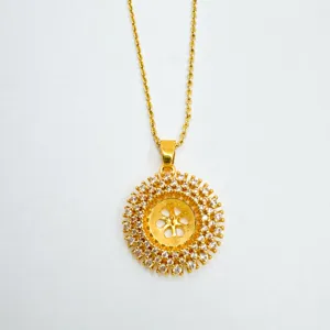 Detailed shot of 18k gold plated diamond flower pendant necklace, exquisite jewelry accessory.