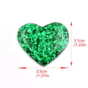 Green glitter pocket hug heart token 3.1x3.5cm resin love gift detail view showcase
