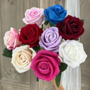 Bouquet di rose in velluto artificiale fiori finti per matrimonio decorazione casa.
