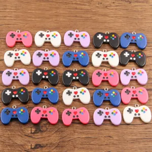 Ciondoli colorati per controller di gioco in resina per gioielli fai da te, mini gamepad.