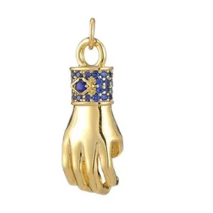 Ciondolo a forma di pugno placcato in oro con zirconi blu per collana fai da te