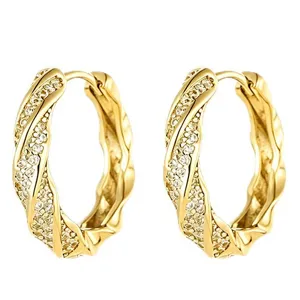 14K vergulde micro-geplaveide zirkonia gedraaide hoepel oorbellen mode sieraden