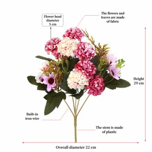 Bouquet di fiori artificiali per decorazioni domestiche, composizione floreale.