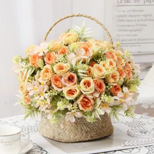Panier de fleurs artificielles composition florale fausse rose pour decoration interieure