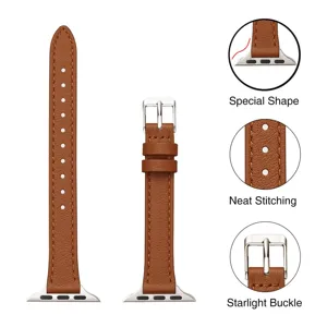 Vue détaillée du bracelet de montre en cuir marron avec coutures soignées et boucle.