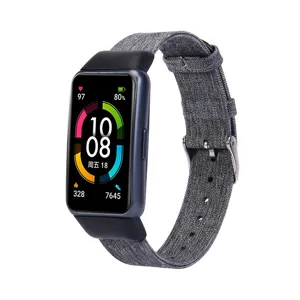 Bracelet de rechange en toile pour fitness tracker, design tissé respirant et confortable.