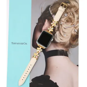 Cinturino orologio pelle fiore metallo compatibile Apple Watch accessorio elegante dettaglio