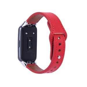 Cinturino di ricambio in pelle con connettori in metallo per smartwatch Huawei Band 6