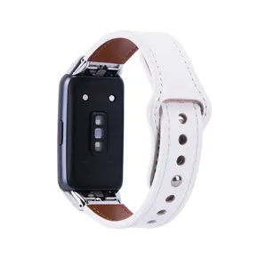Cinturino di ricambio in vera pelle bianca con connettori metallici per Huawei Band 6 fitness.