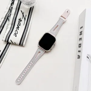 Bracelet de montre de rechange en silicone pailleté compatible Apple Watch, souple et chic.