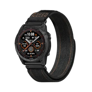Bracelet de montre en toile noire avec coutures orange compatible avec montre de sport.