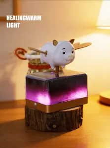 Luce ambientale maialino volante creativo LED luminoso carillon resina regalo deco