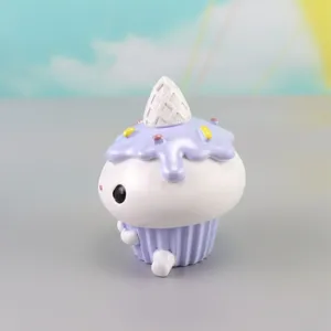 Süsser Kuchen Harz Auto Ornament Figur mit Cupcake Design für kreative Heim Dekoration.