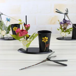 Rotating dragonfly iron pen holder creative desktop office craft ornament student gift.
