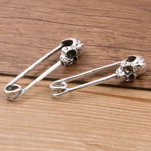 Ρετρό ασημένια παραμάνες κρανίου DIY αξεσουάρ κοσμημάτων, γοτθικό μενταγιόν χειροτεχνίας.