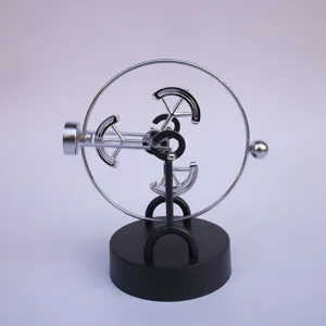 Himmelskinetische Schreibtisch-Bewegungsspielzeug, Metall-Physik-Wissenschafts-Balance-Ornament.