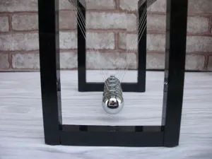 Acrylic Newton cradle balance balls desk decoration physics science pendulum ornament.