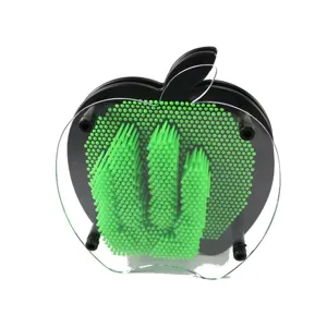 Appelvormig 3D pin art speelgoed kunststof sculptuur kloon handafdruk bureau decoratie cadeau.