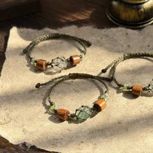 Handgefertigtes gewebtes Kristallarmband mit Holzperlen, waldstil Natur Edelstein Schmuck.