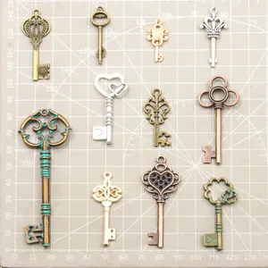 Verschiedene Steampunk Legierung Schlüssel Anhänger Set für DIY Schmuckherstellung Handwerk.