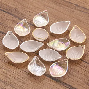Ciondolo foglia acrilico charms accessori per gioielli fai da te multicolore 15x22mm