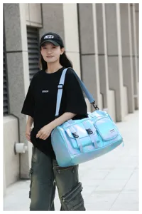 Borsa da viaggio per fitness olografica colorata con grande capacita per sport e tempo libero.