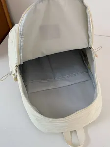 Zaino casual monocolore per studenti, zaino da viaggio leggero e di grande capacità.