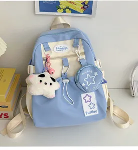 Zaino in stile giapponese con tasche multiple per scuola e viaggi, dettaglio stella.