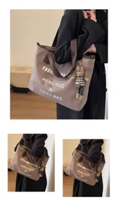 Grosse Leinwand Tasche fuer Damen, laessige Umhaengetasche mit Anhaenger fuer Alltag.