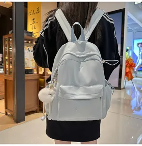 Hübscher hellblauer Rucksack mit Schleifenstickerei, süßer japanischer Stil Schultasche.