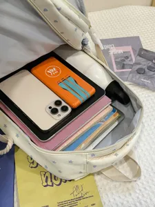 Japanischer Ins Stil süßer Stern Rucksack mit großer Kapazität für Mädchen und Schule