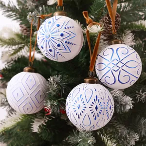 Handgemaakte 8cm kerstballen set, vintage blauw witte feestelijke boomhangers kerstdecoratie.