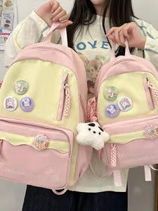 Japanischer Ins-Stil Rucksack Große Kapazität Für Mädchen Süße Kontrastfarbe Nylon Schultasche Mit Abzeichen Und Anhänger Lässiger Reiserucksack
