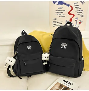 Schwarzer Freizeitschulrucksack mit süßem Wolkenanhänger, großer Nylon-Tagesrucksack für Mädchen.