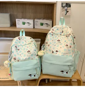 Süßer mintgrüner Dackel-Rucksack im Mori-Stil, ideale süße Schultasche für Schüler und den Alltag.