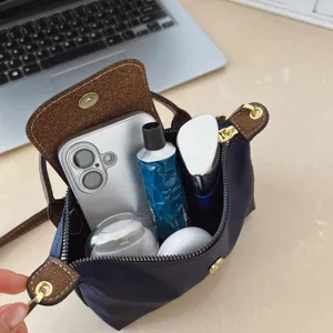 Mini Nylon Faltbare Dumpling Handtasche mit Lederlasche stilvolle Umhängetasche Damen