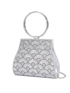 Silberne Strass Abendtasche mit rundem Metallgriff und funkelndem Kristallmuster Detail.